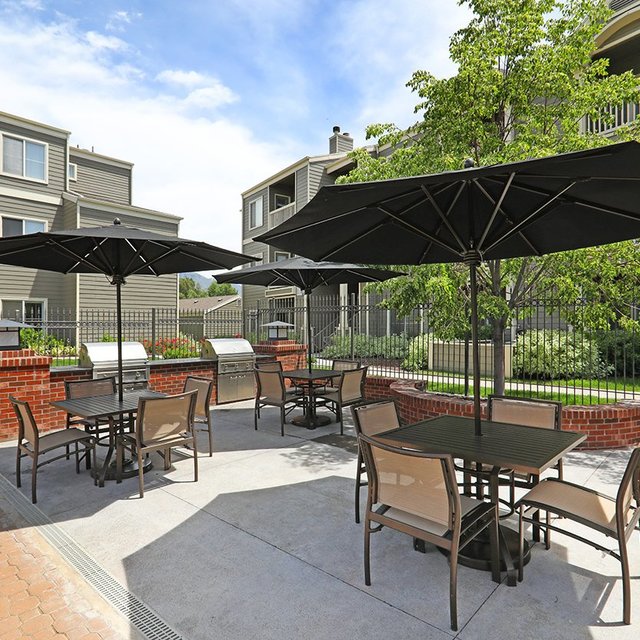 Canyon View Apartments - Neighborhood Common Patio