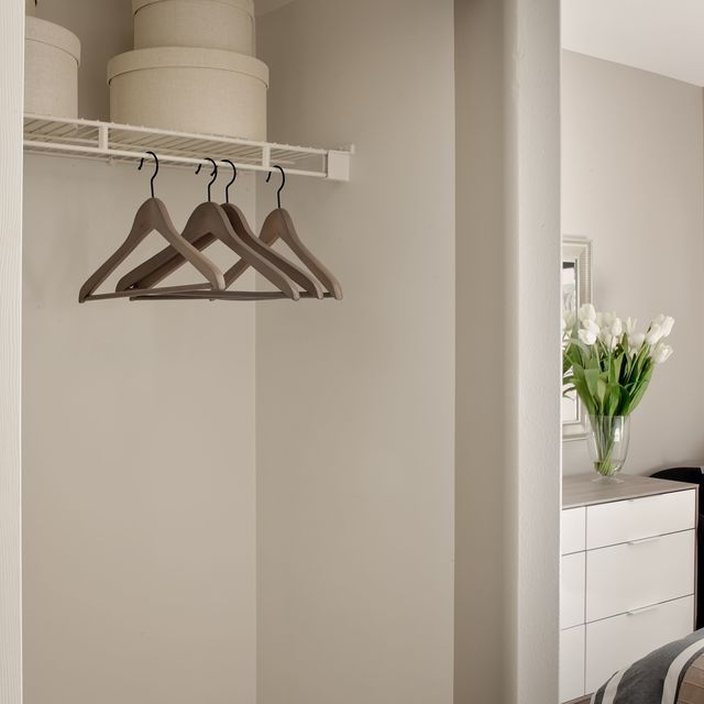 Canyon View Apartments -Large Walk In Closets